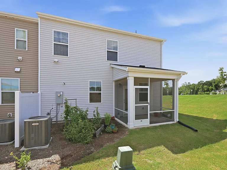 1101 Aberleigh Ln — Photo 39