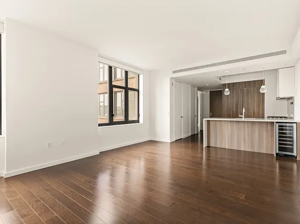 591 Third Avenue image 1 of 11