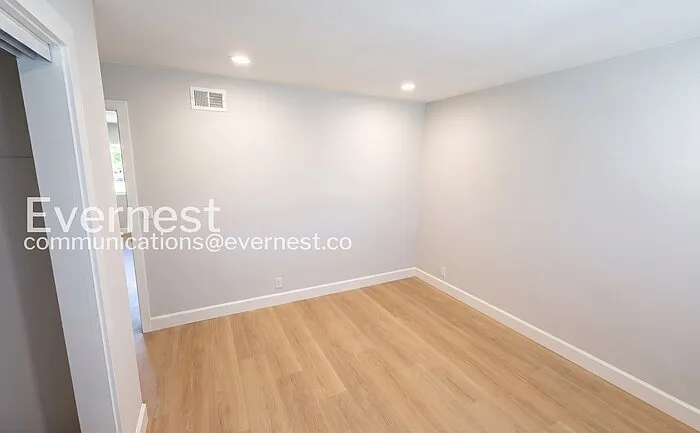 2865 Glen Heather Dr — Photo 12