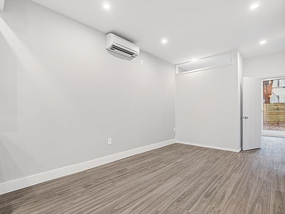 5th image of 322 E 32nd St #1B