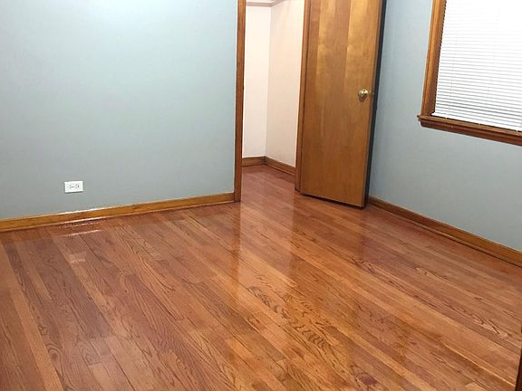 2nd image of 1804 S 49th Ct