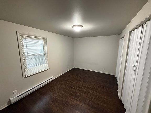 5th image of 217 N Jefferson St #77d29ab8d