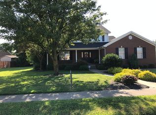 220 Bon Harbor Hls, Owensboro, KY 42301