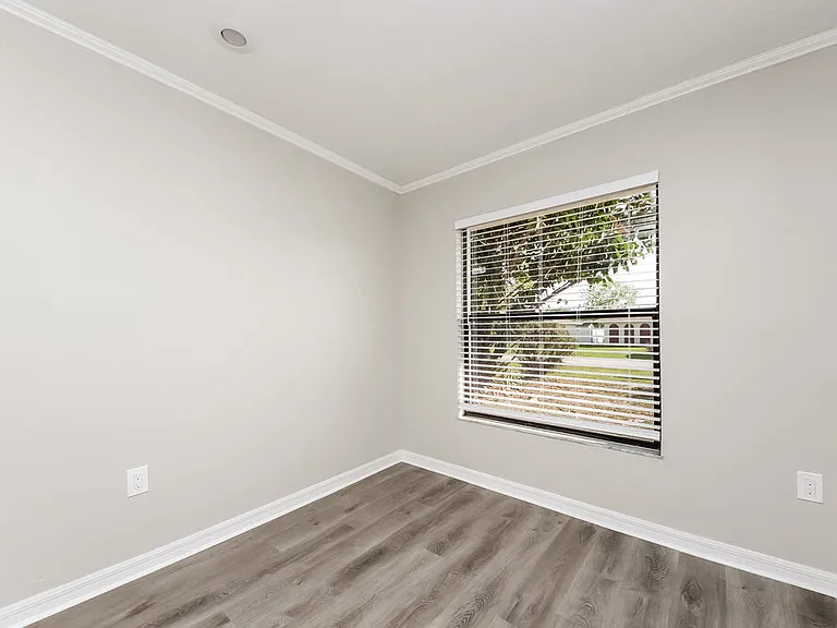 619 Heraldo Ct — Photo 11