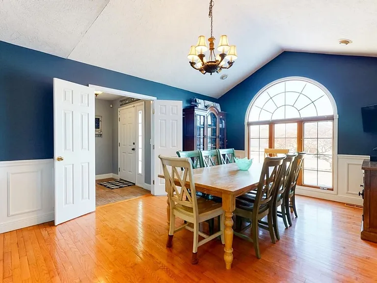 14 Kleggstone Cir — Photo 11
