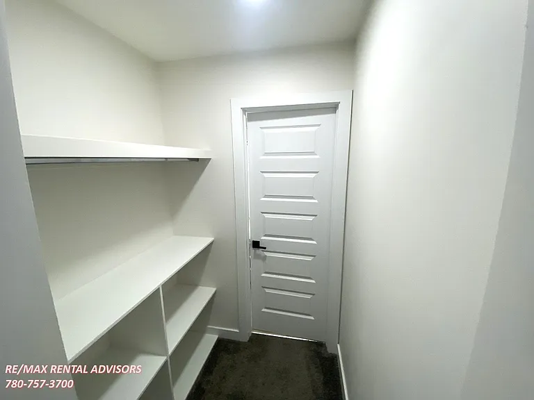 2443 15th Ave NW #UPPER — Photo 22