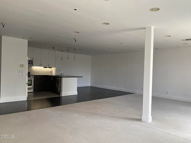 121 S Hope St #408 — Photo 7
