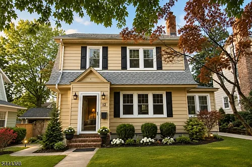 48 Cypress St Photo 1