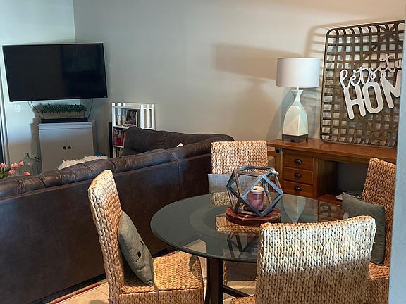 4th image of 1515 NE Beacon Dr APT 607