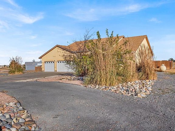 2nd image of 1072 S Purcell Blvd