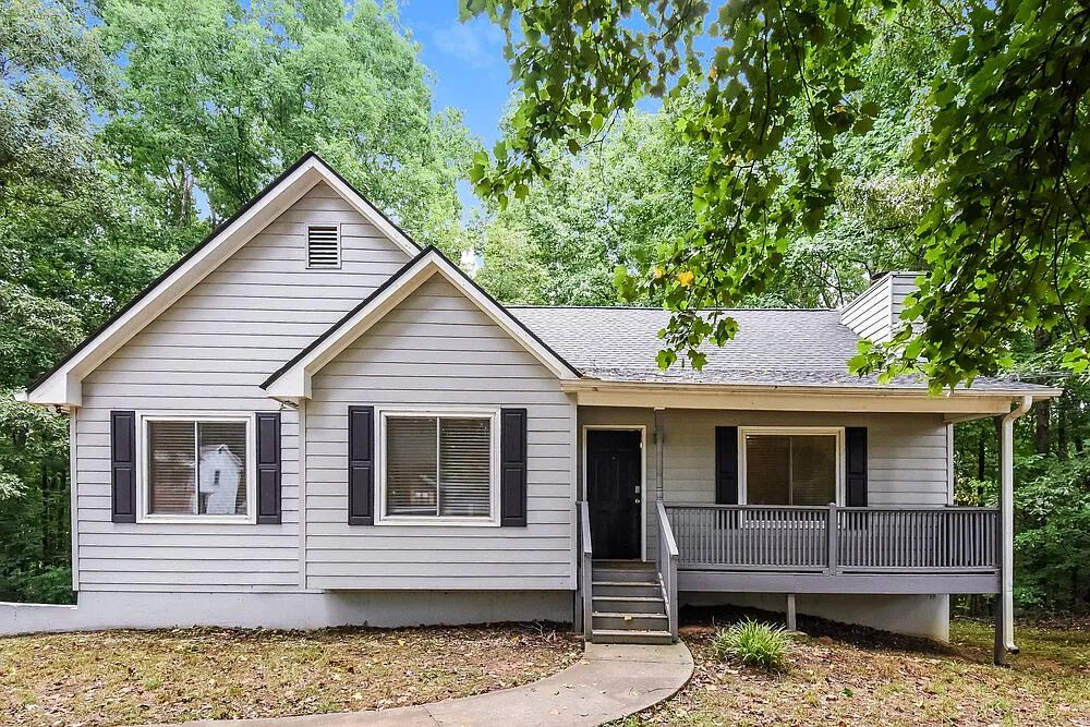 3 bed, 3.0 bath, 1992 sqft, $3,500 — Photo 1