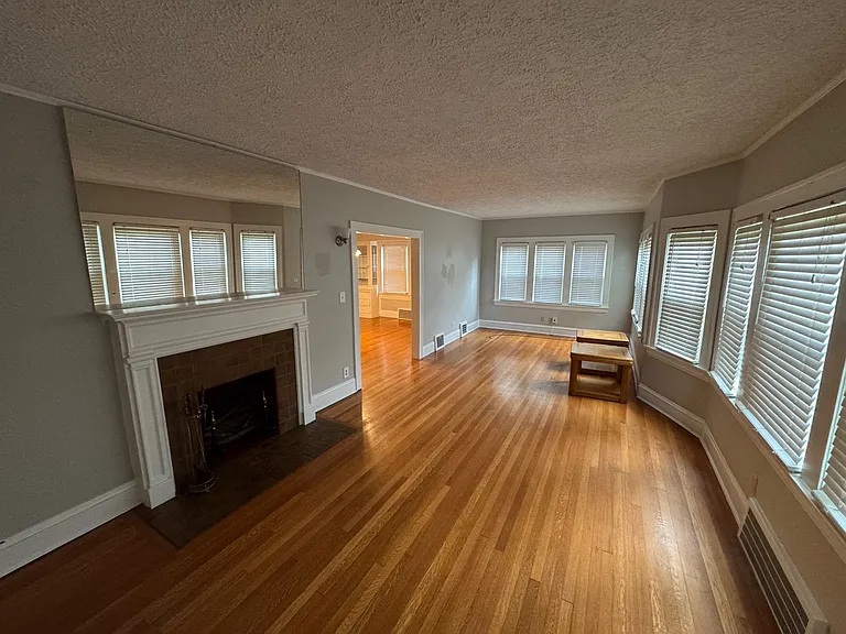 17701 Winslow Rd #1 — Photo 5