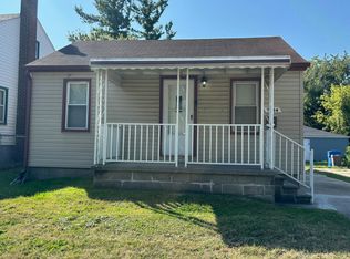 7034 Yacht Ave, Warren, MI 48091