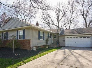 1275 Roland Rd, Lyndhurst, OH 44124