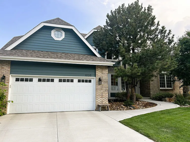 1035 Ashford Ct — Photo 1