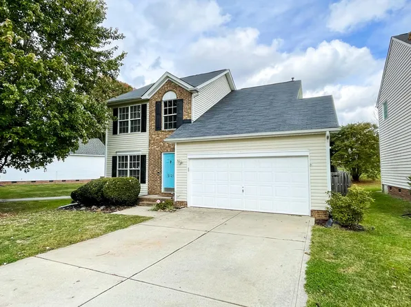 5121 Bentgrass Run Dr, Charlotte, NC 28269