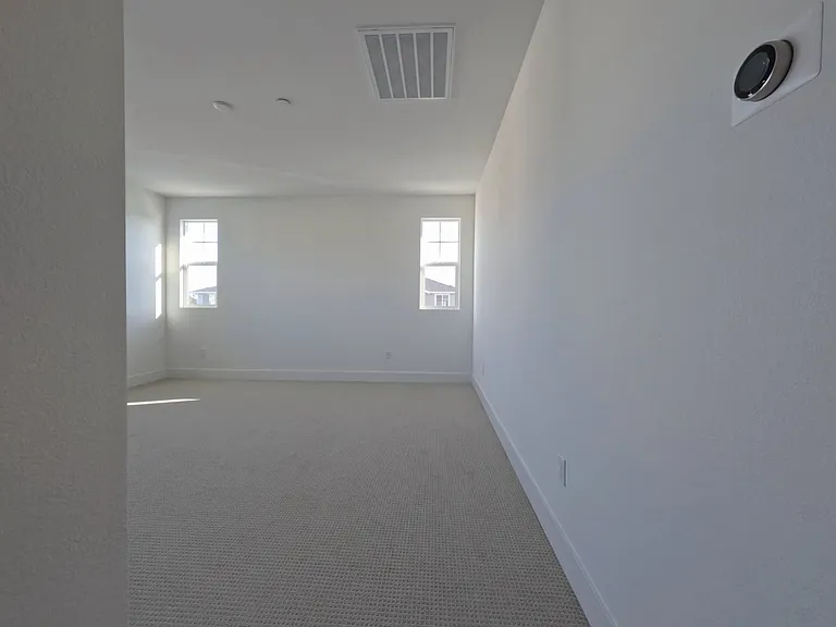2716 Amora Cir — Photo 29