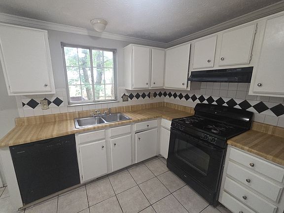 4th image of 1398 Graves Rd