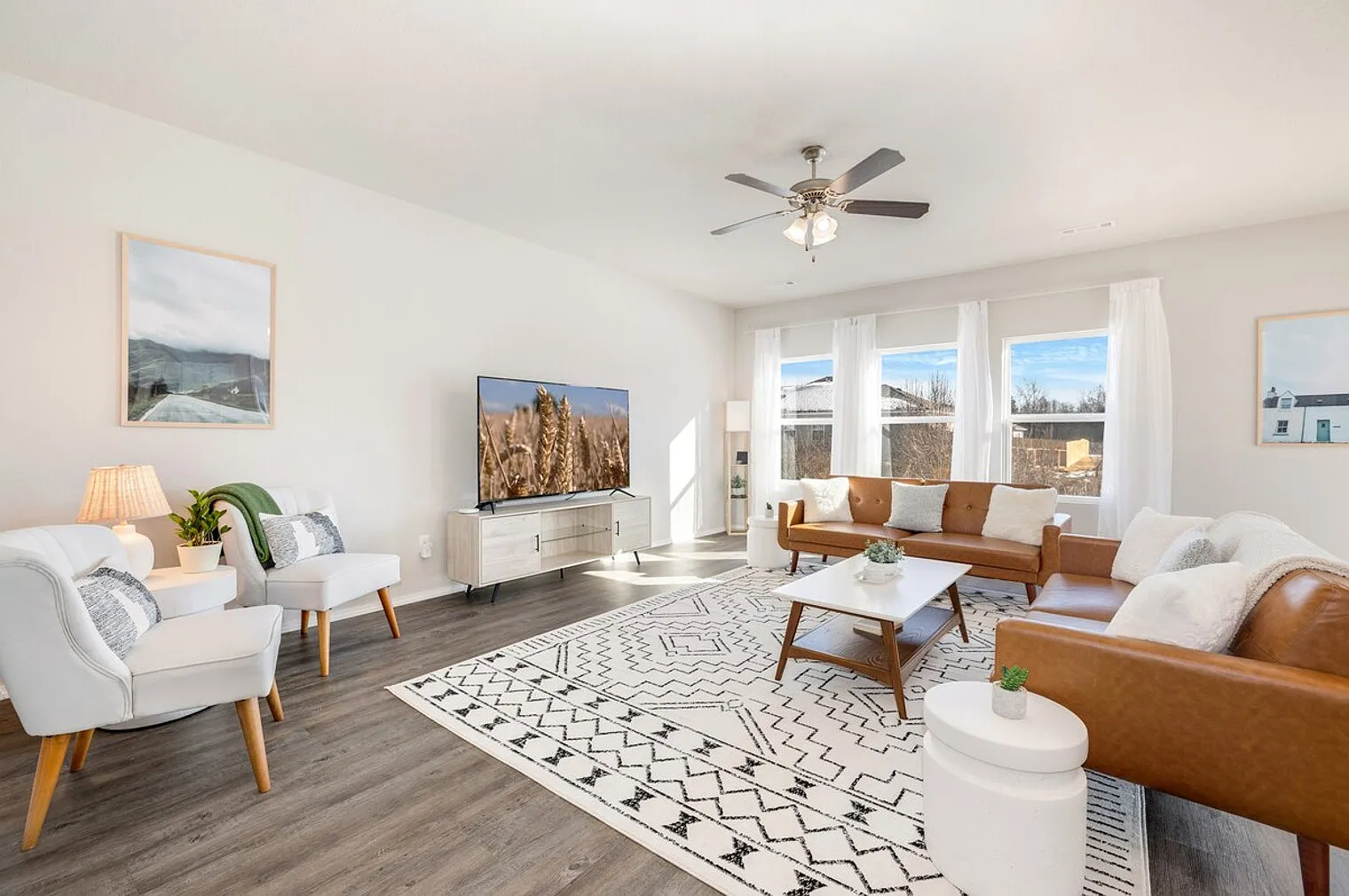 4 bed, 2.0 bath, 2055 sqft, $4,162 — Photo 1