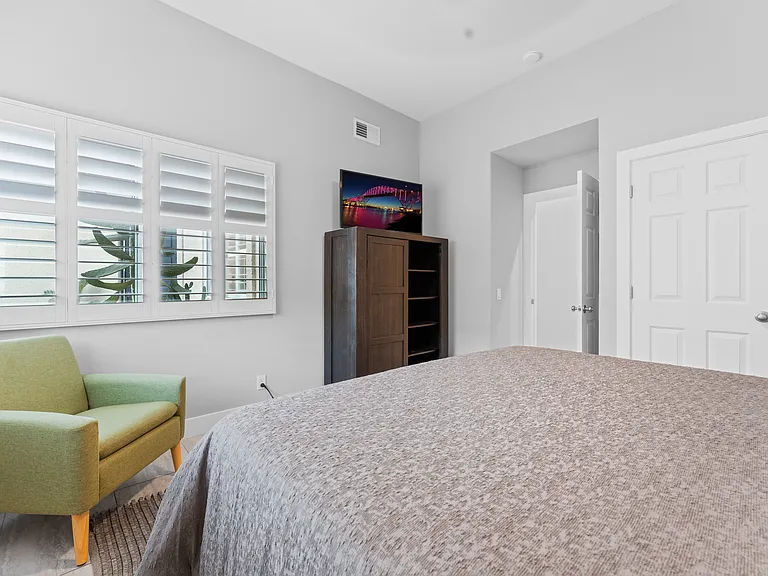 93 Augusta Dr — Photo 24