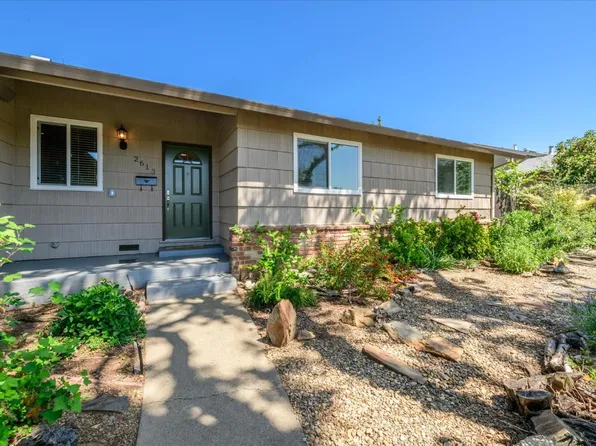 2613 Cabernet Way, Rancho Cordova, CA 95670
