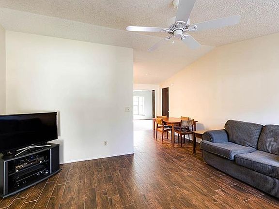 2nd image of 21450 Northwood Dr
