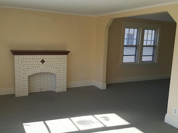 2nd image of 276 Davidson Ave #2
