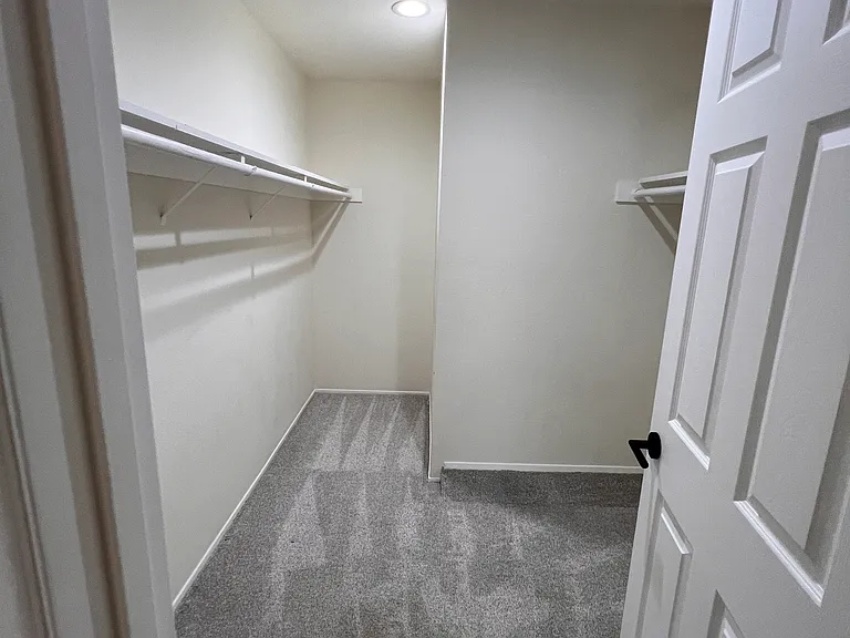 31568 Agoura Rd #6 — Photo 31