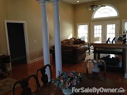 Living Room/Dining Room