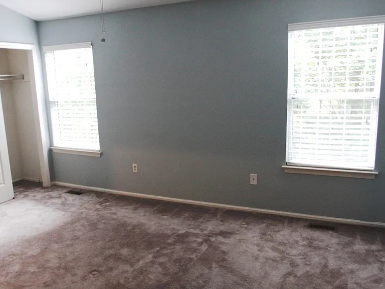 4773 Leyden Way — Photo 5
