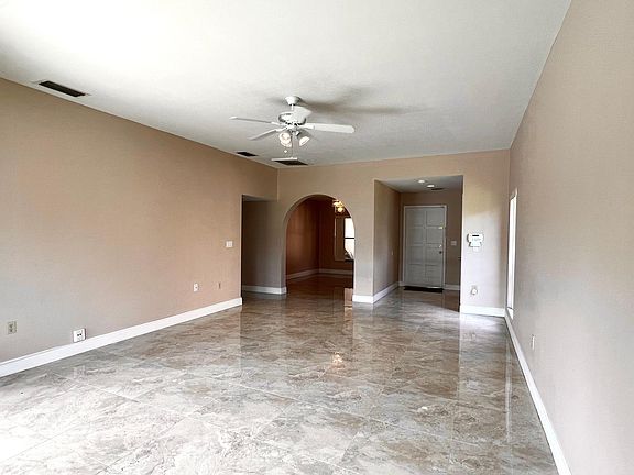 4th image of 1836 NW 94th Ave