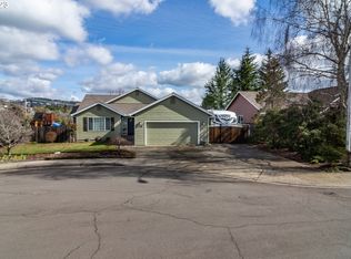 126 Lilly Ct, Sutherlin, OR 97479