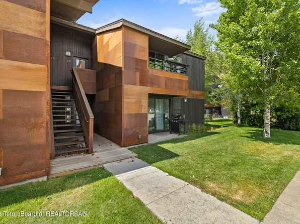 355 W Deloney Ave APT C-8, Jackson, WY 83001