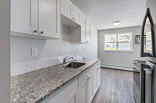 24 Froom Cres Photo 1