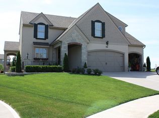 4529 SW Raintree Dr, Lees Summit, MO 64082