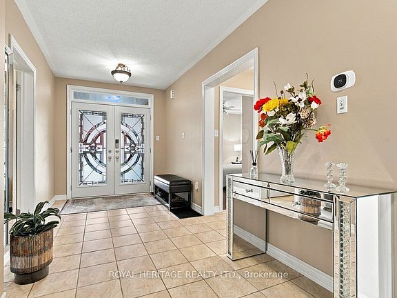 5th image of 37 Grainger Cres