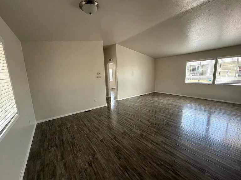 1225 Oceanside Blvd #139 — Photo 4