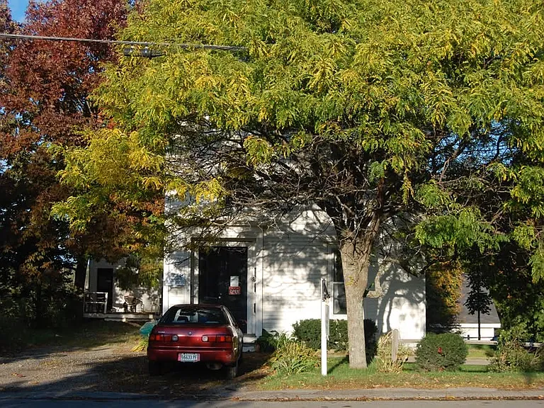 257 High St #201 — Photo 1