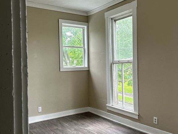 4th image of 401 N 13th St #401