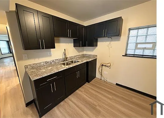 5334 W Madison St — Photo 12
