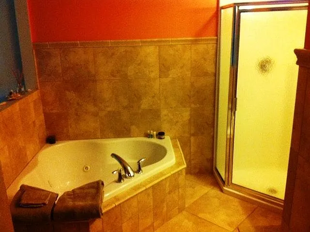 Master Bedroom Bath Unit 1 & 2 - Whirlpool Tub