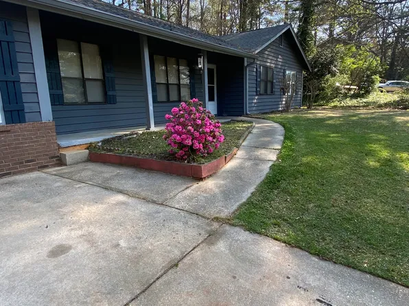 4978 Ivylog Ct, Lithonia, GA 30038