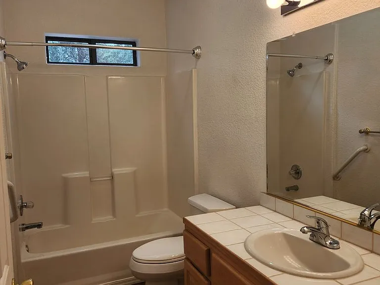 310 N Stagecoach Pass — Photo 20