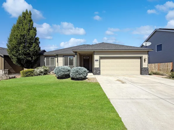 2773 SW 50th St, Redmond, OR 97756