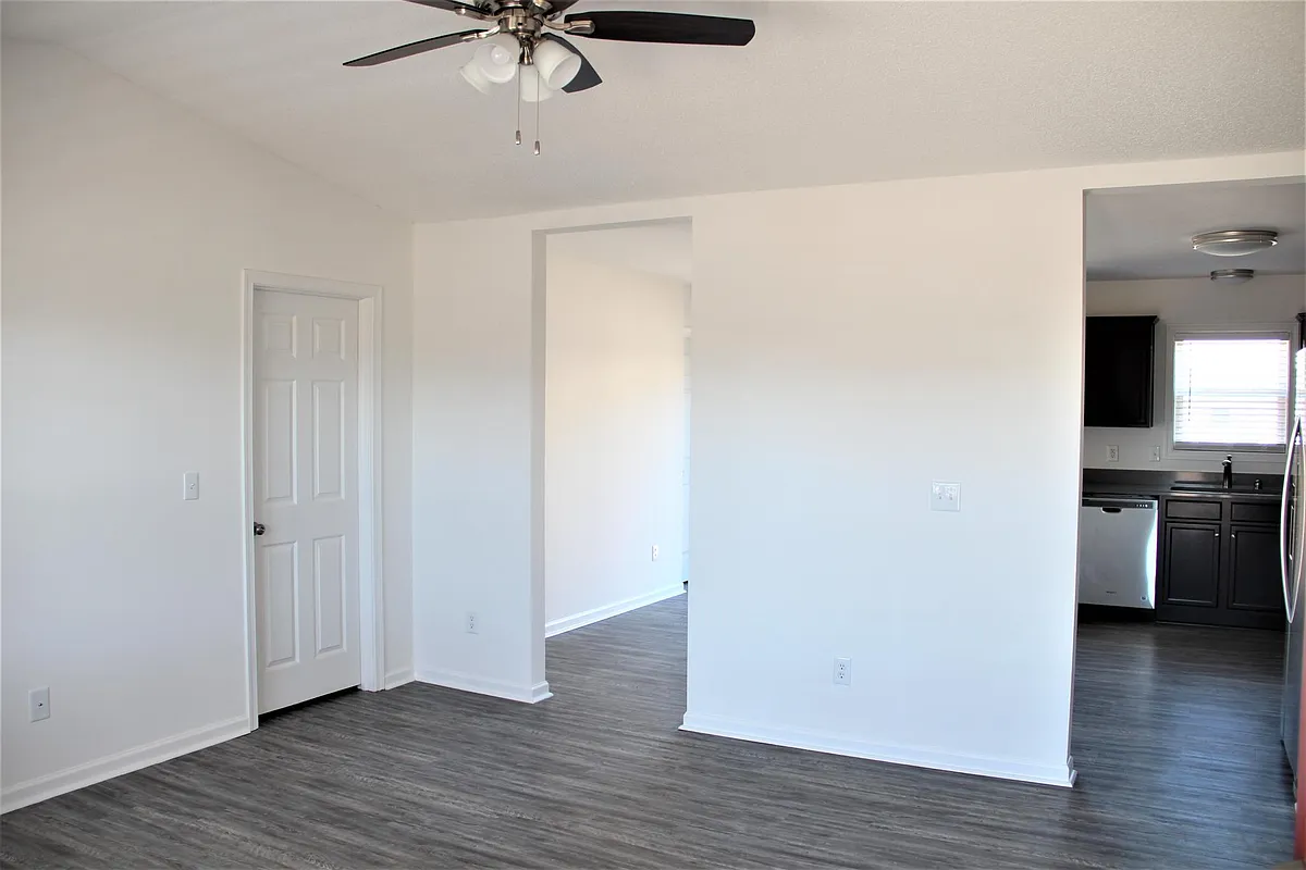 Building Photo - 1306 Jessica St