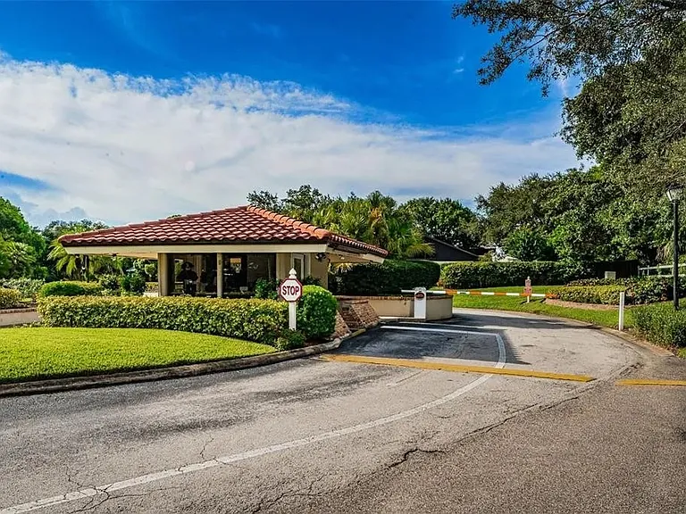 1800 Mariner Dr #6 — Photo 45