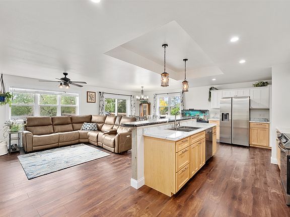 4th image of 12831 7th Street