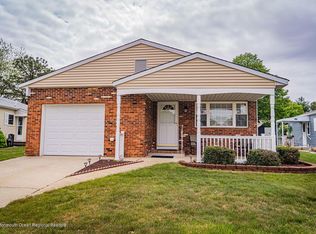 12 Haiti Ct, Toms River, NJ 08757