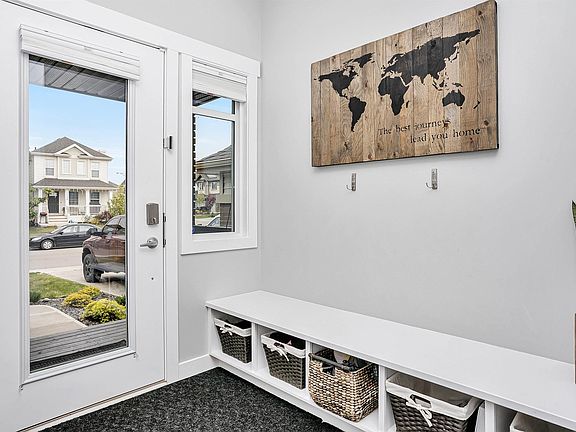 5th image of 7721 Eifert Cres NW
