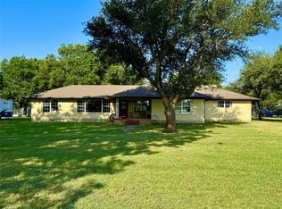 1703 County Road 312, Gainesville, TX 76240